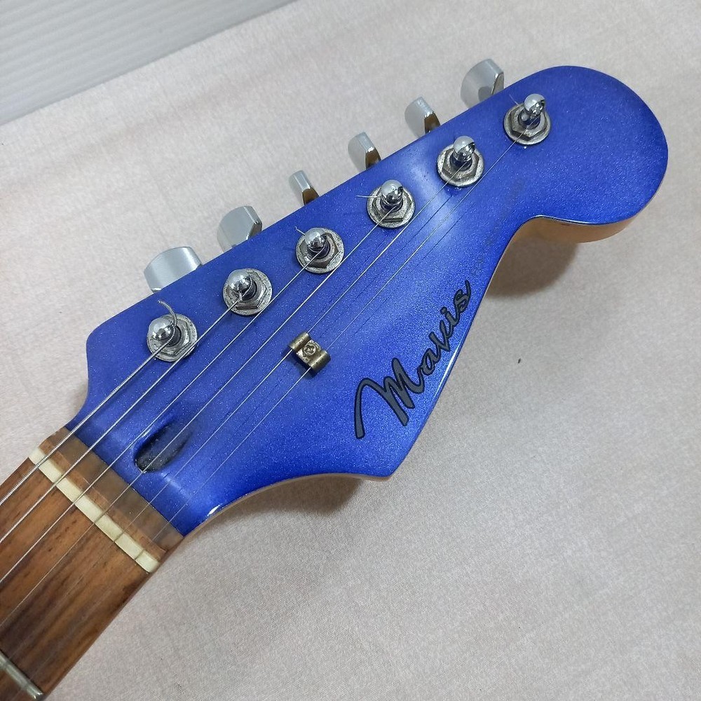 Mavis Stratocaster Metallic Blue