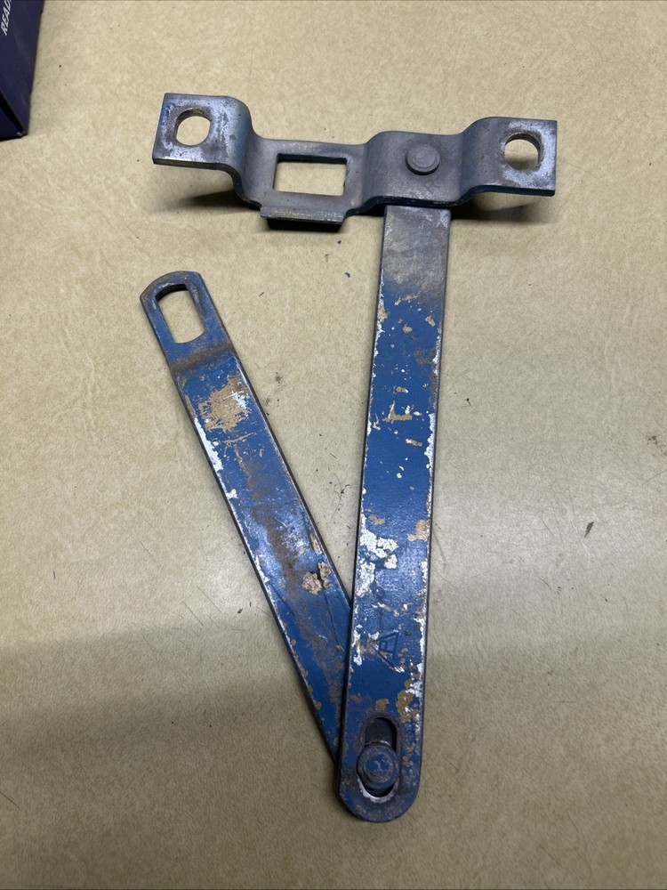 1976 chevy c10 tailgate hinges