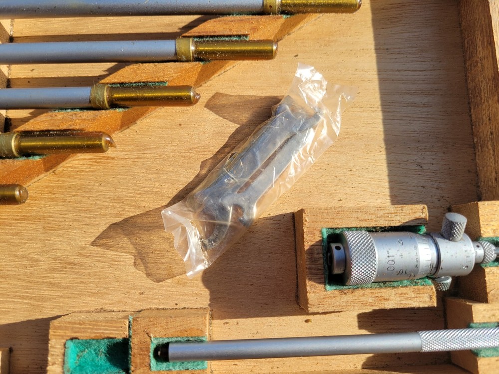 Mitutoyo 5210-221-1921 Caliper Set