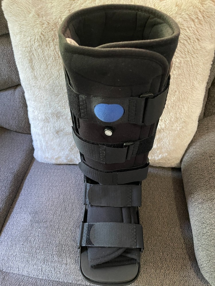 walking boot advantage elite orthopedics large
