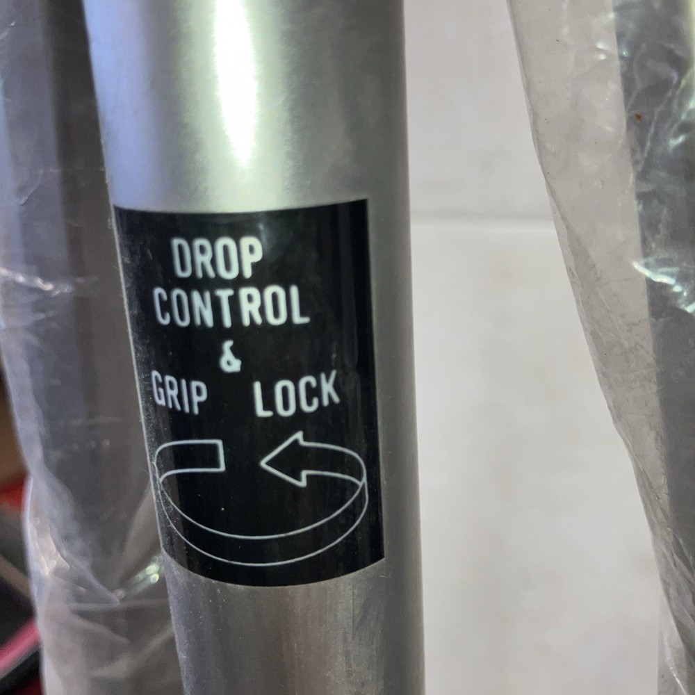 COBRA Eclipse 5000 Tripod (NEW)