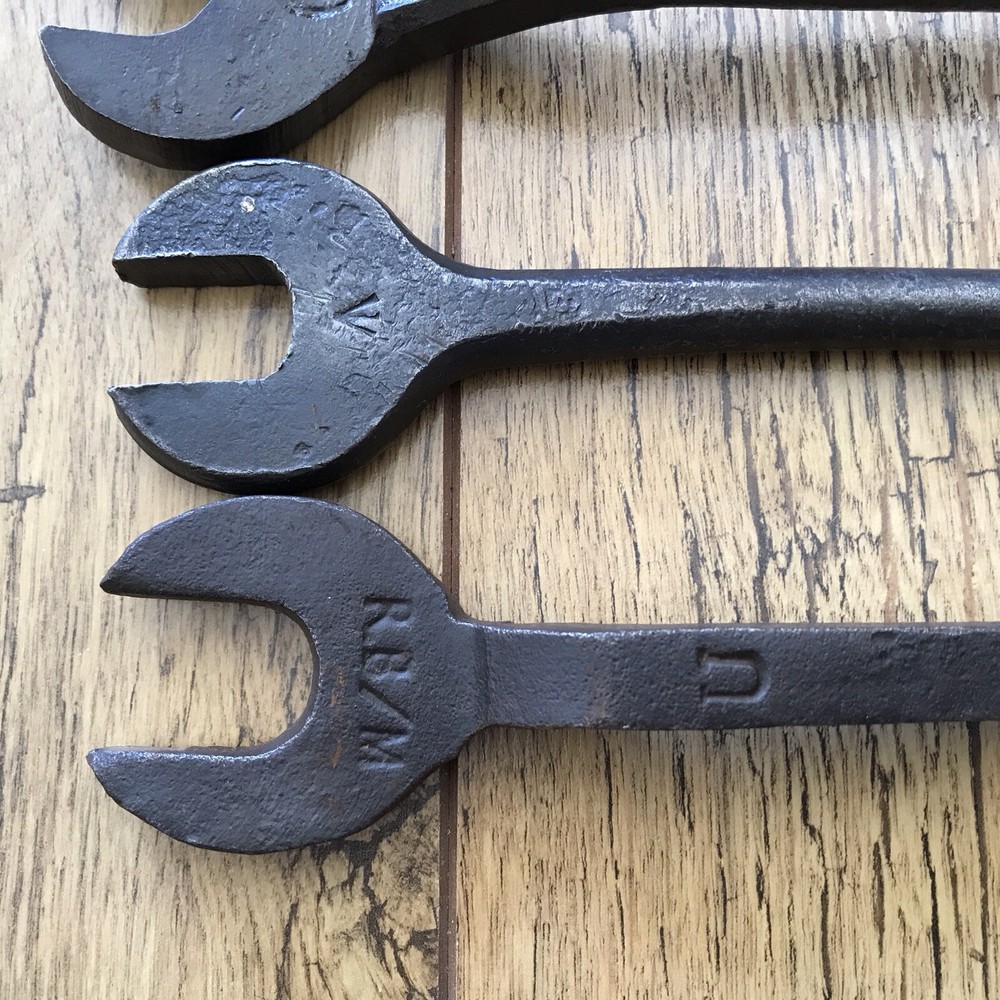 5 Vintage Podger Spanners.