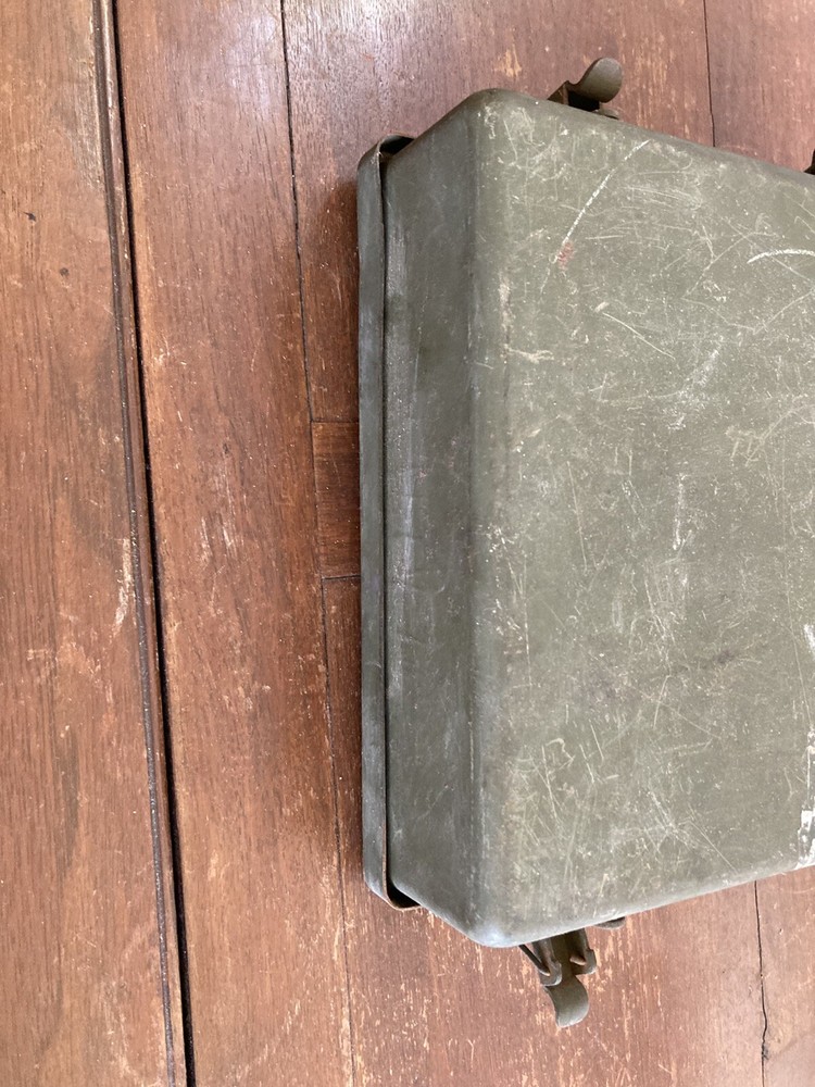 US Army First aid kit box | No. 9-221-240 Box Only