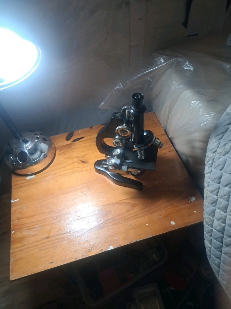 Antique Ernst Leitz Wetzlar Microscope SN 335050