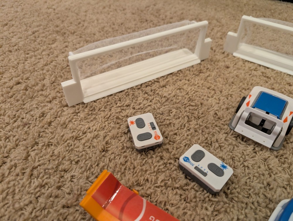 Hexbug Robotic Toys & Tracks Soccer Set