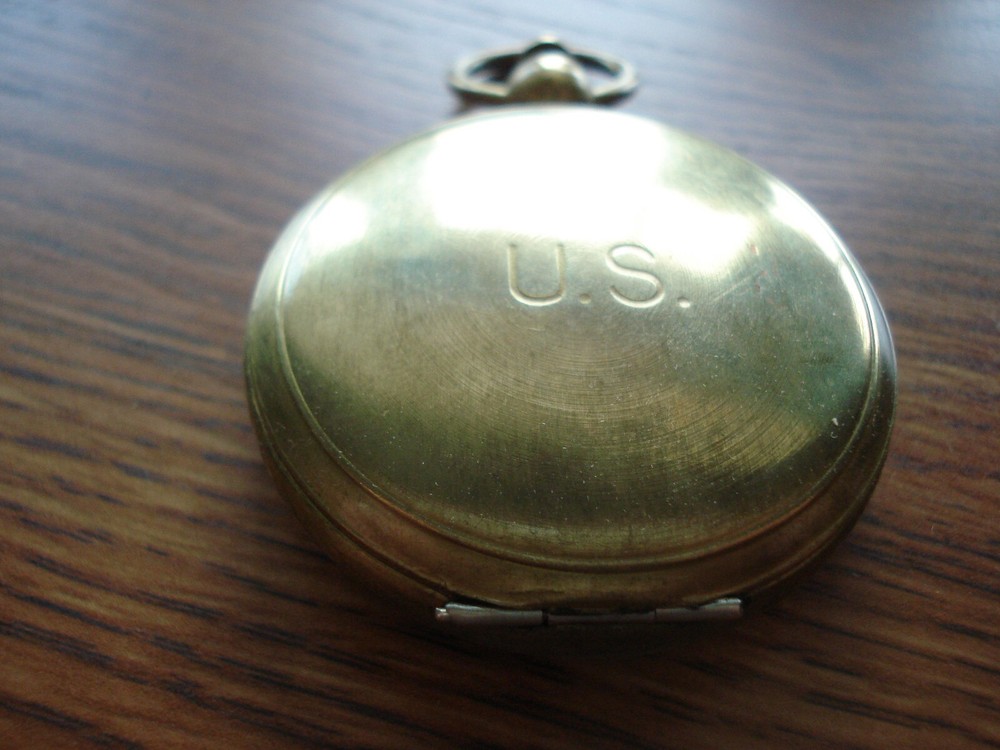 REAL NICE ,SCARCE,WW-2 BRASS WALTHAM COMPASS W/ORIGINAL POUCH AND BOX W-24