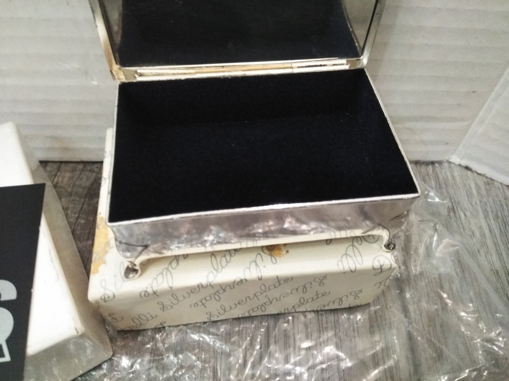 N.O.S. Delli Silverplate Floral Embossed Footed Hinged Trinket Box (JAPAN)