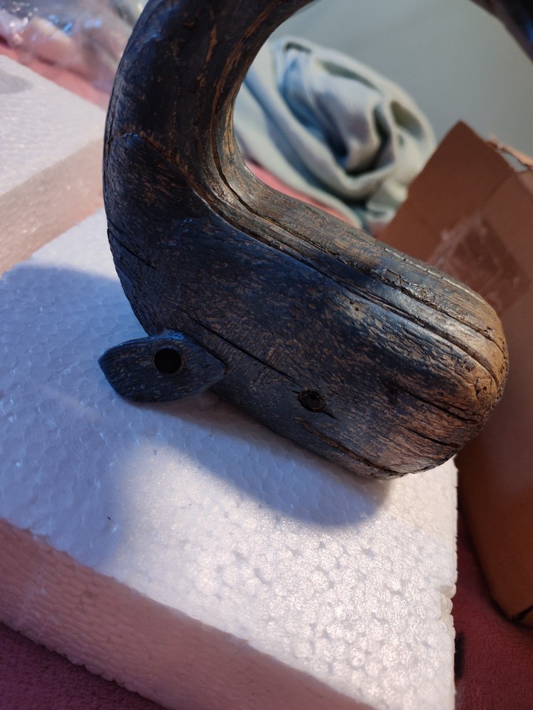 WHALE TEA LIGHT HOLDER HX7826