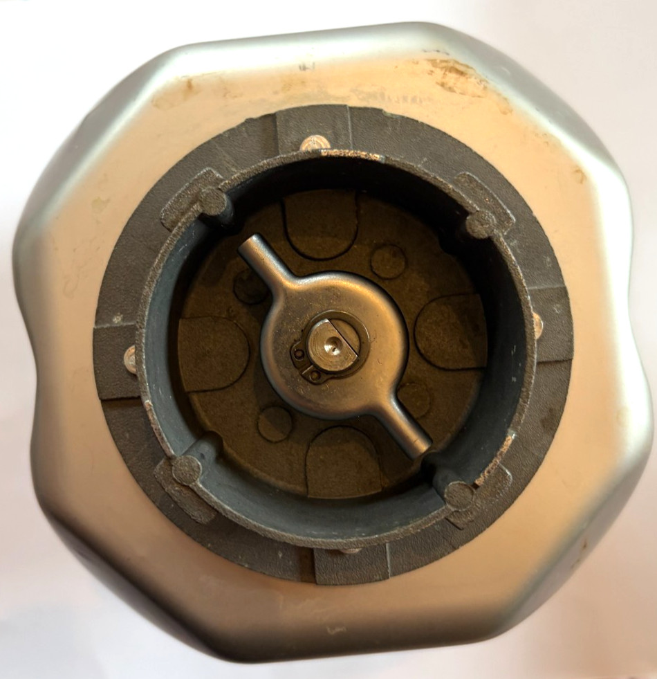 Regal Kitchen Pro Bread Maker K6743 Pan , Paddle Replacement OEM Parts LOW SHIP