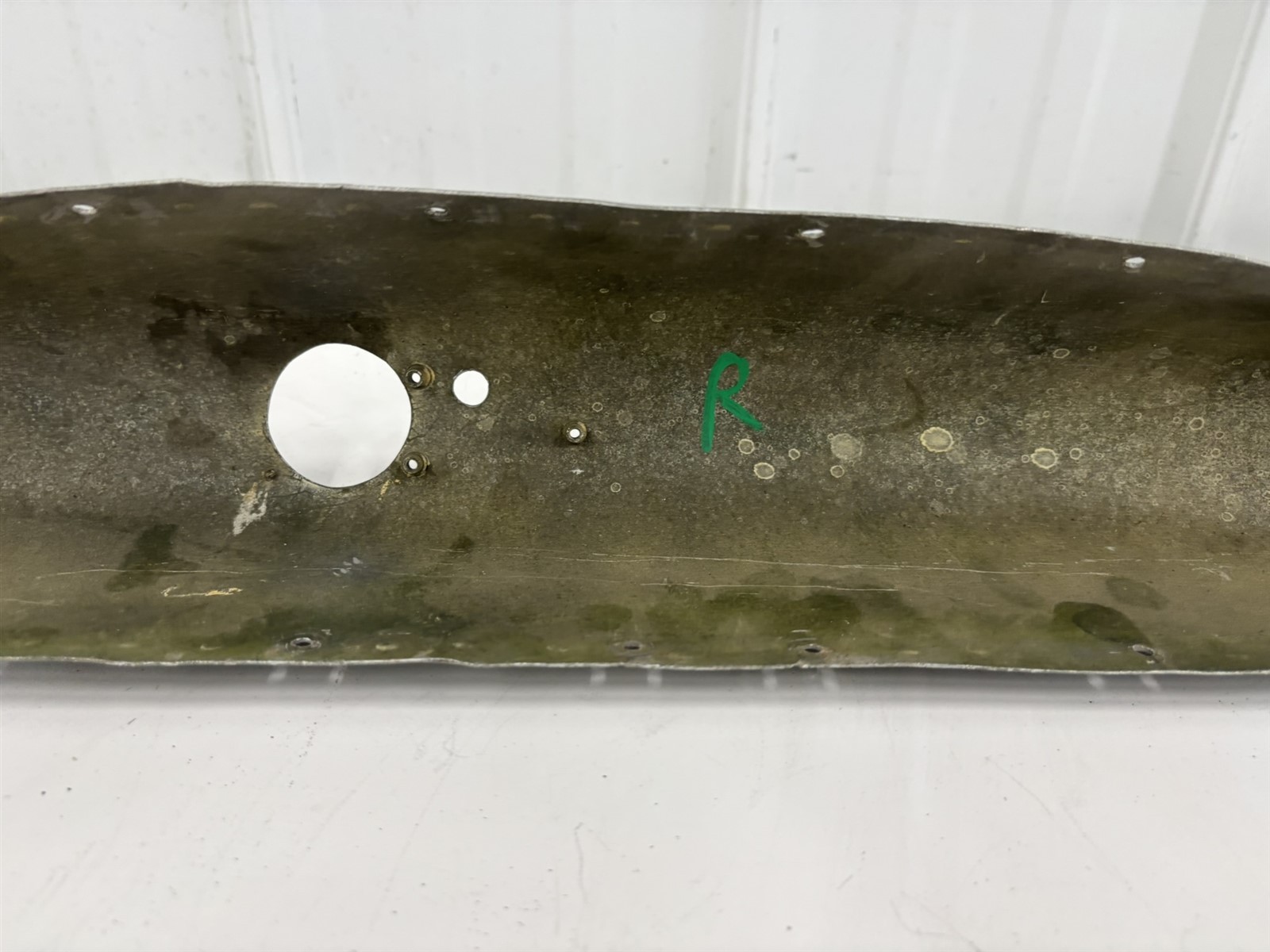 Luscombe Model 8 Right Wing Tip Wingtip Bow 582208-3