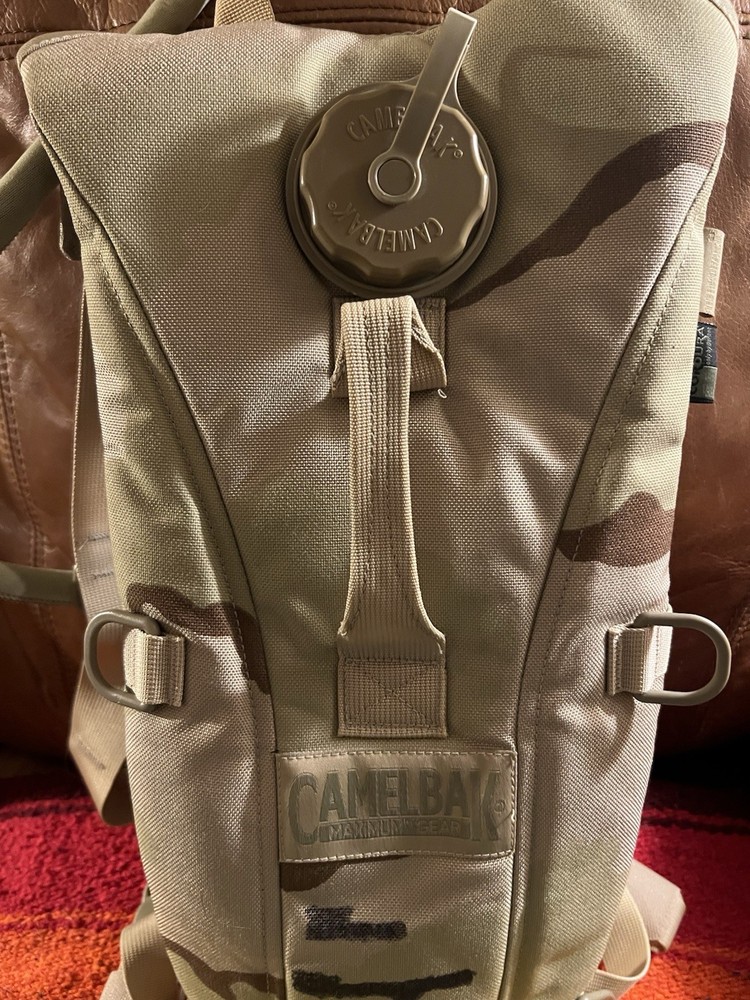 CamelBak Maximum Gear ThermoBak 3L Hydration Backpack Camouflage NWOT