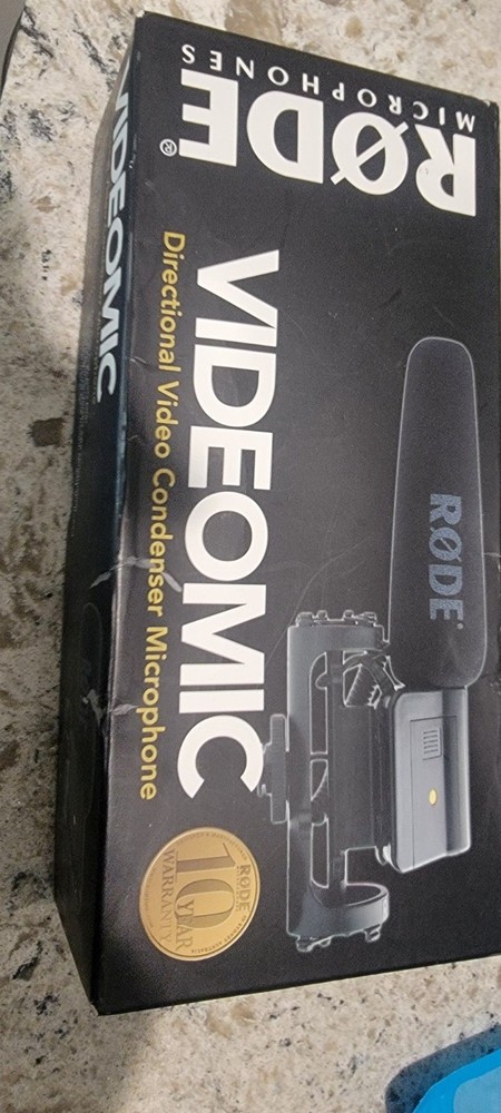 Rode RODVIDEOMIC Condenser Cable Professional Microphone + deadcat wind protecto