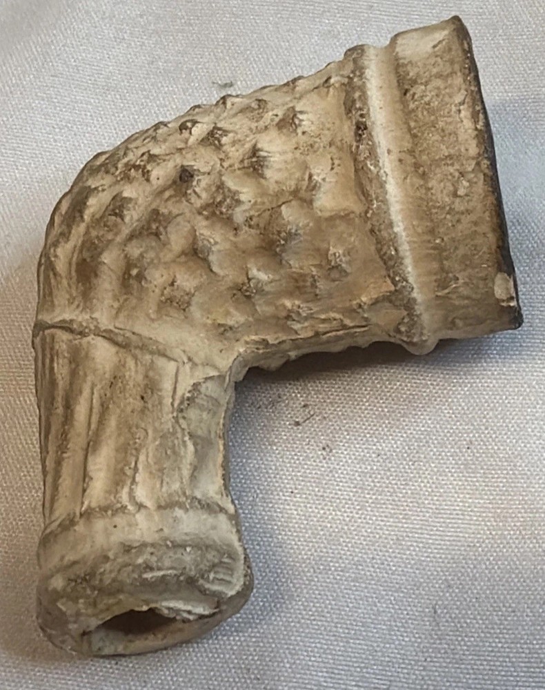 Clay Tobacco Vintage Pipe