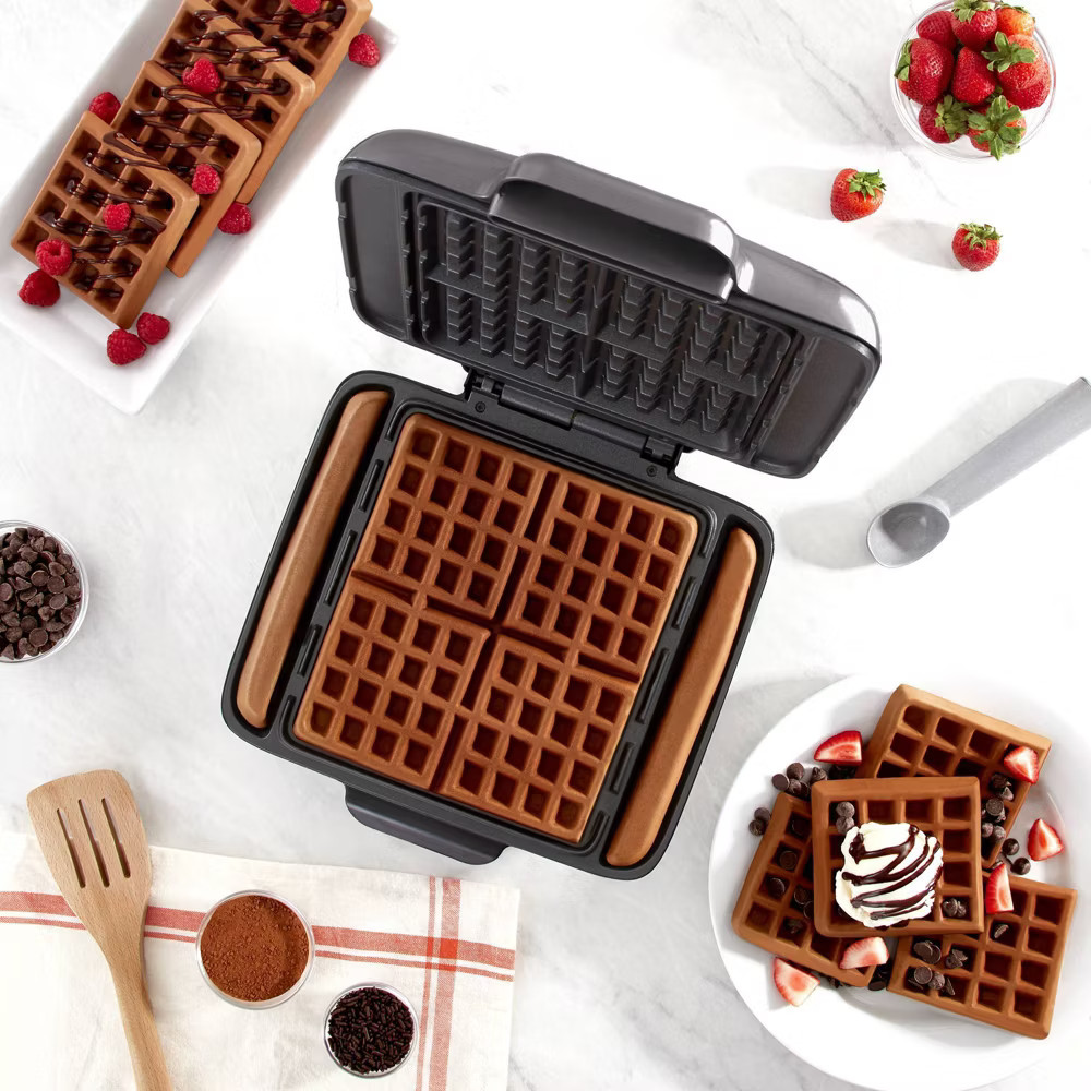 Dash No-Drip Waffle Maker Graphite Nonstick Belgian 1200W Surface 99 sq in