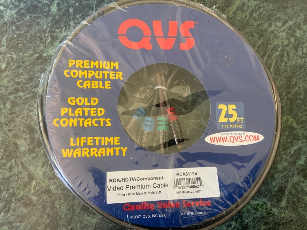 New. Unopened QVS Premium Computer Cable 25 FT. (7.62 Meters)