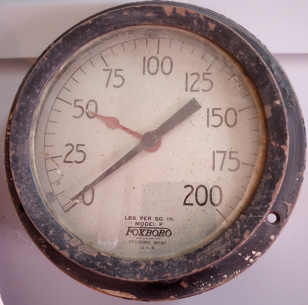 Vintage Cast Iron Gauge