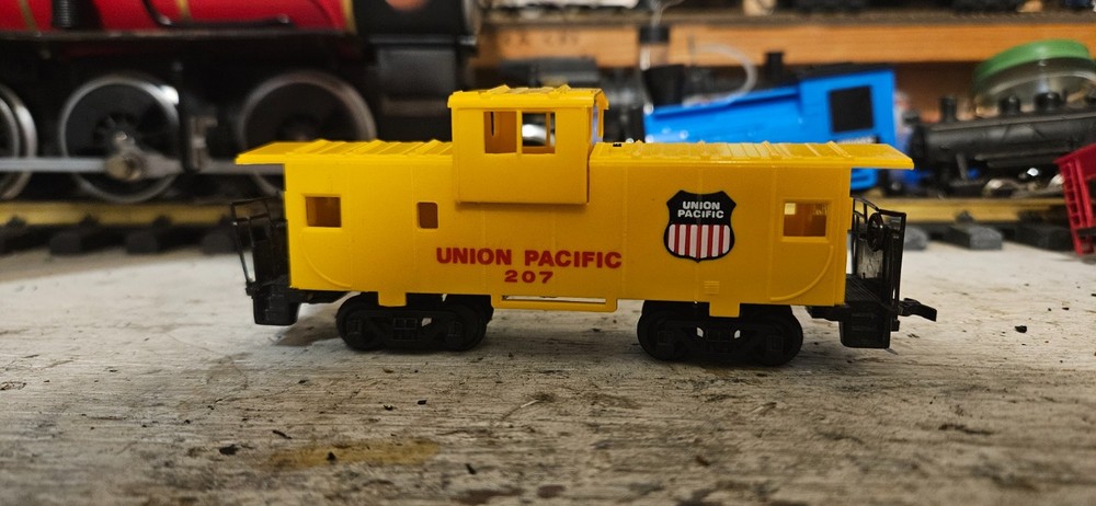 Bachmann HO Scale "The Challenger" Train Set