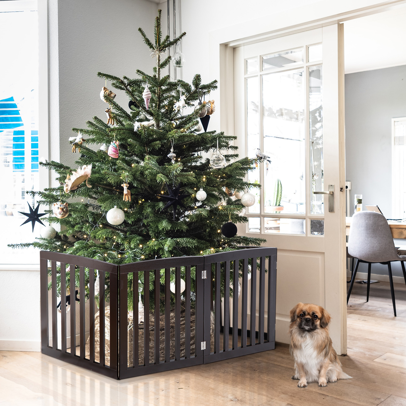 Freestanding Pet Dog Gate 4 Panels Indoor Foldable Dog Fence for Stairs Brown