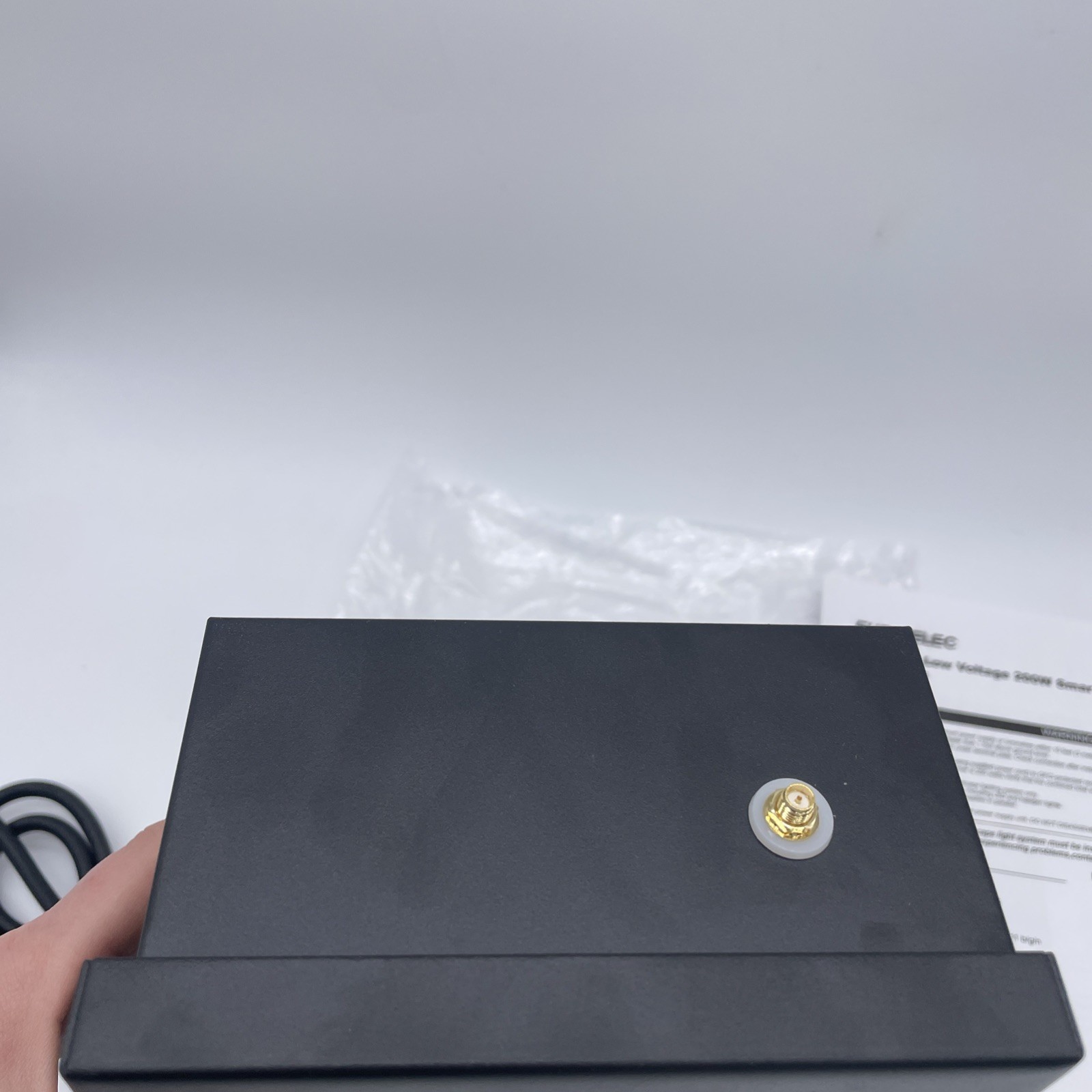 200W Smart Wi-Fi Landscape Low Voltage Transformer 2 Zone 120V AC to 12V 15V AC