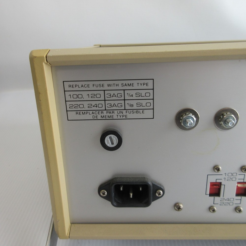 BK Precision Dynascan 3030 Sweep/ Function Generator - UNTESTED as is