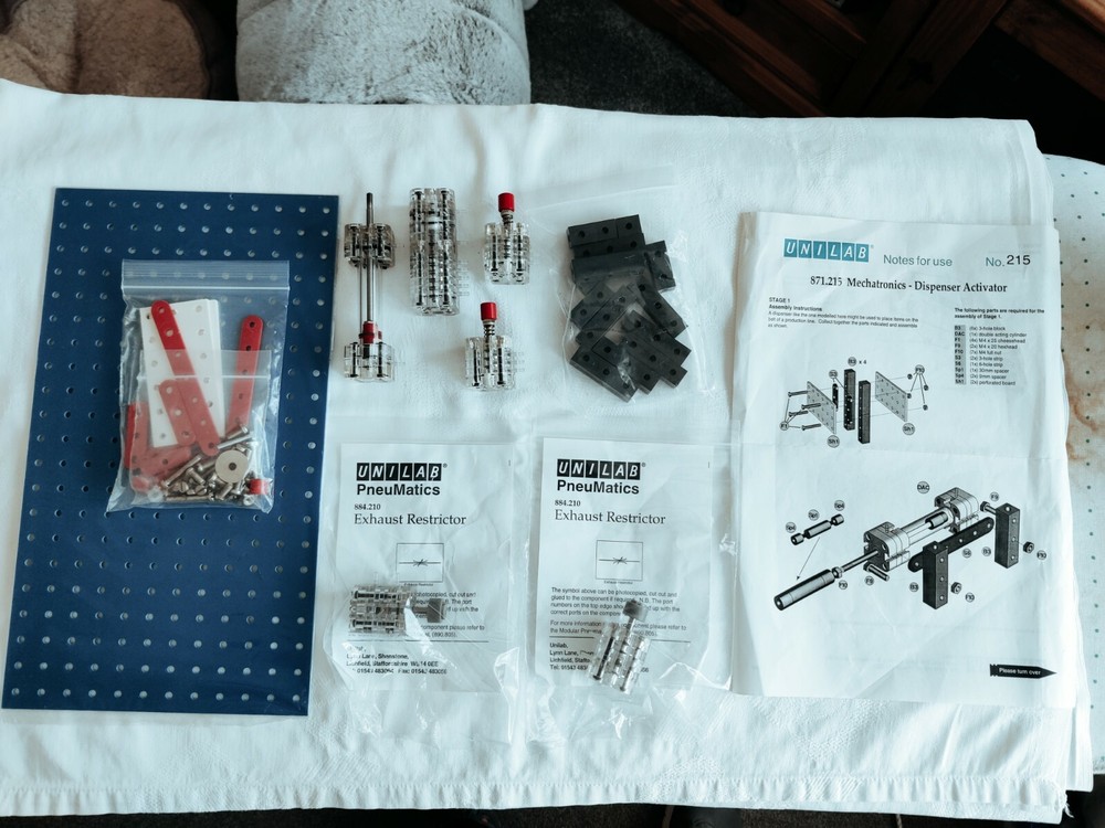 UNILAB PNEUMATIC COMPONENTS BUNDLE