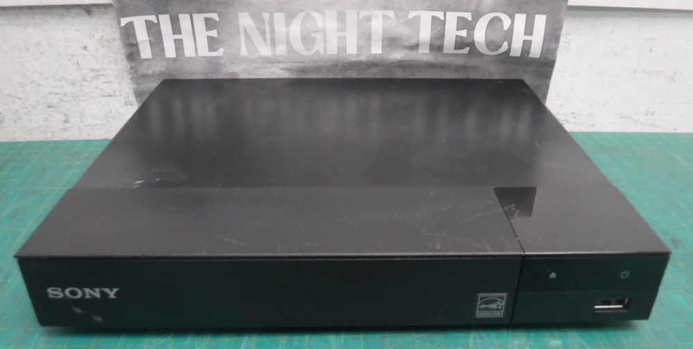 Sony BDP-S1700 Streaming Blu-ray Disc / DVD Player