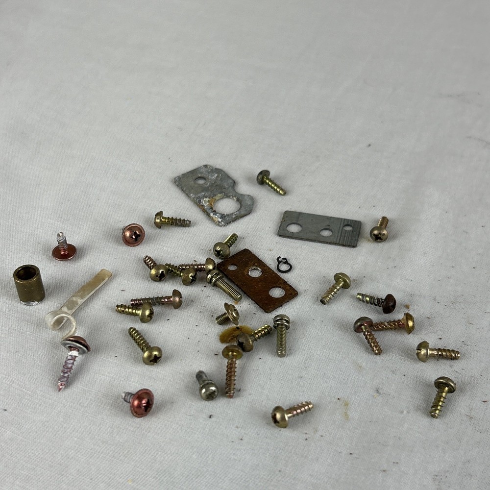 Technics SL-D3 Miscellaneous Screws