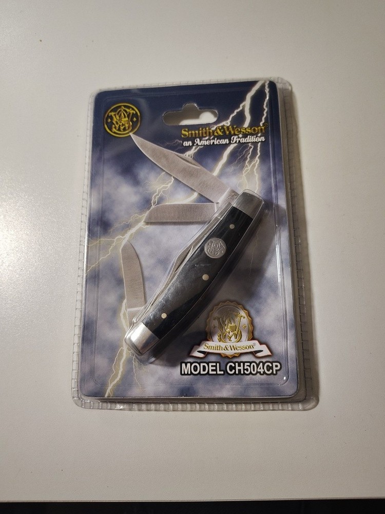 Smith & Wesson 3 blade folding pocket knife model ch504