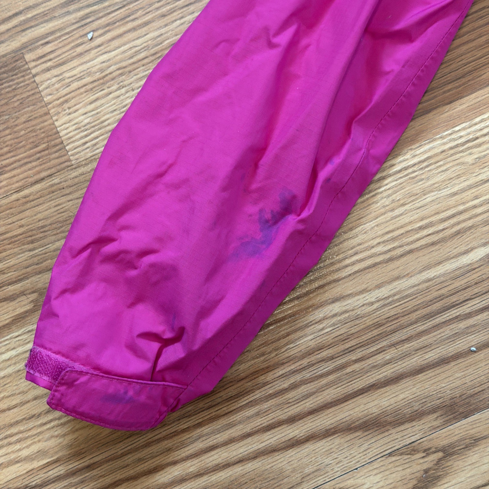 The North Face Rain Jacket Girls Small 7/8 Hyvent Pink Waterproof Hooded