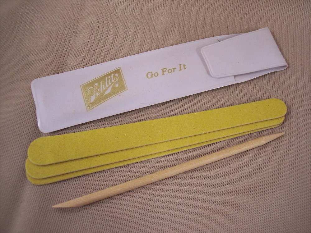 SCHLITZ BEER NAIL FILE SET