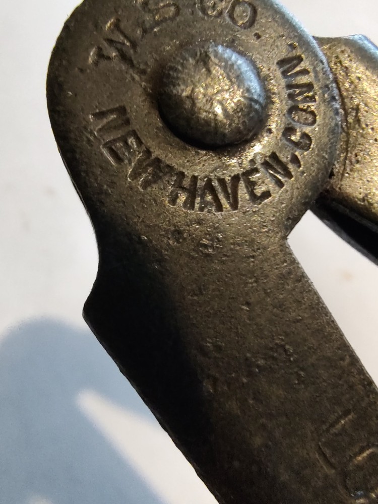 Antique W S Co compass New Haven CONN