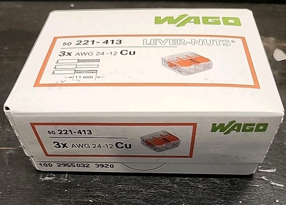 NEW SEALED BOX OF 50 WAGO 221-413 COMPACT SPLICING CONNECTORS 3 POLE LEVER NUTS