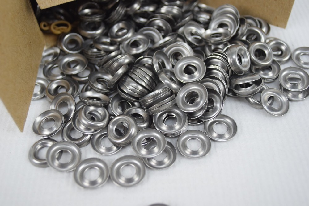 730 Metal Grommet Eyelets Box