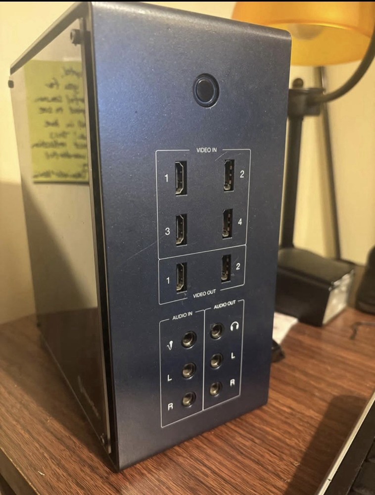 NewTek Tricaster Mini HD-4