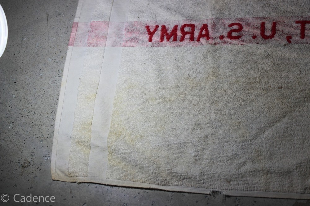 US WW2 Army Medical Department Full Size White Cotton Towel Red Stripe Rare S885