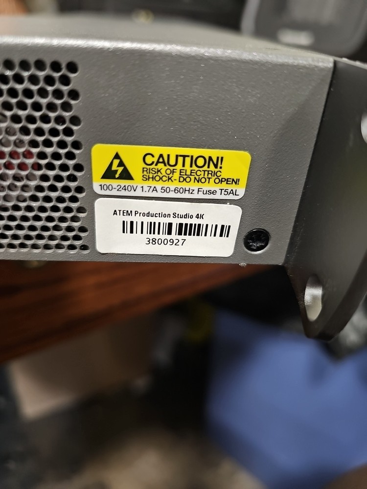 Blackmagic Design ATEM Production Studio 4K – 8-Input Live Switcher