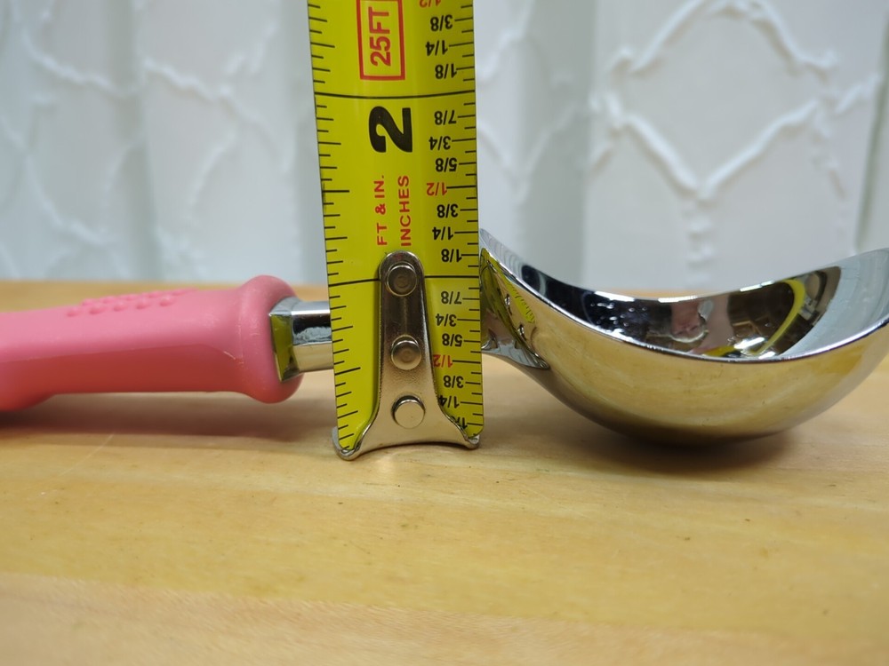 Farberware Ice Cream Scoop Pink Handle 8"