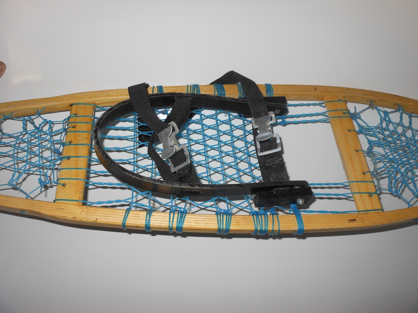 snowshoe bindings, harness, snowshoes, world's best
