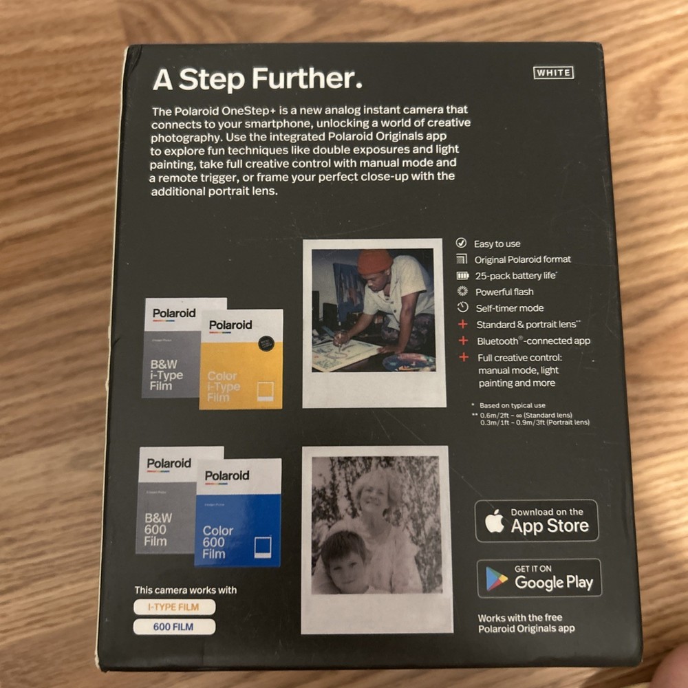 New Polaroid One Step Plus Bluetooth I-Type Instant Camera white