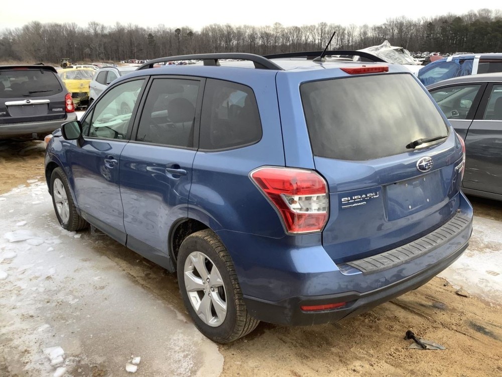 FORESTER 2015 Glove Box 4943387