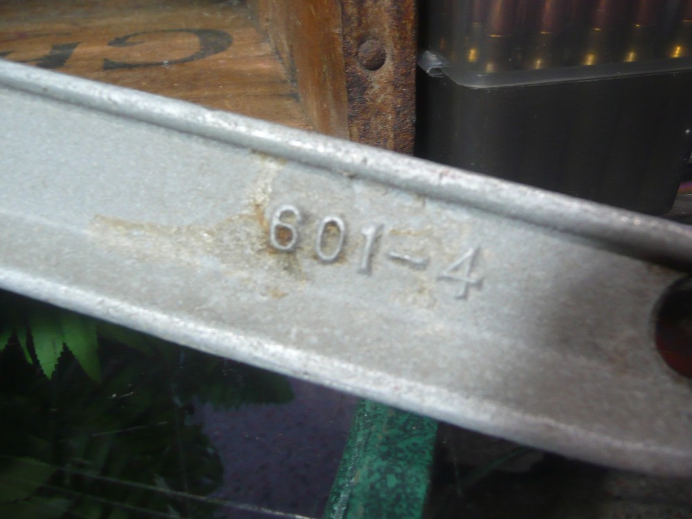 Pipe-Tytes MP4 1 3/8" hole puncher