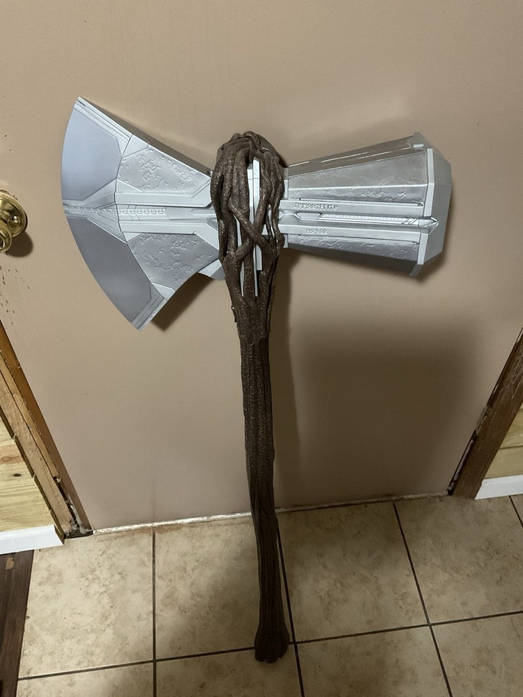 Marvel legends avenger endgame Thor’s  Storm breakers electronic axe