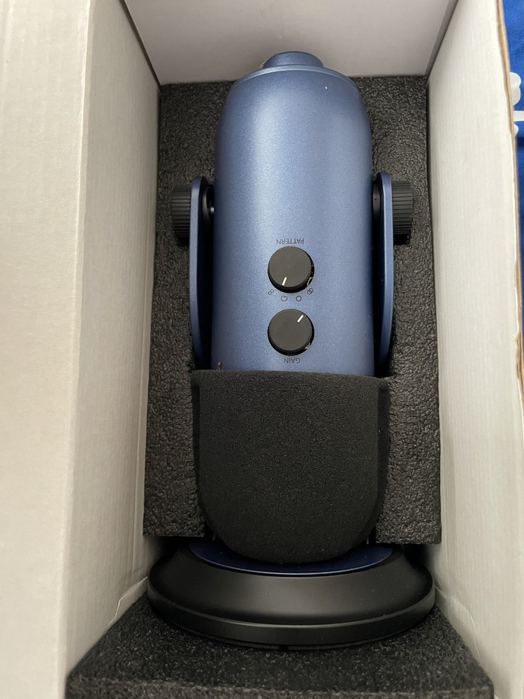 Logitech for Creators Blue Yeti USB Microphone - Midnight Blue