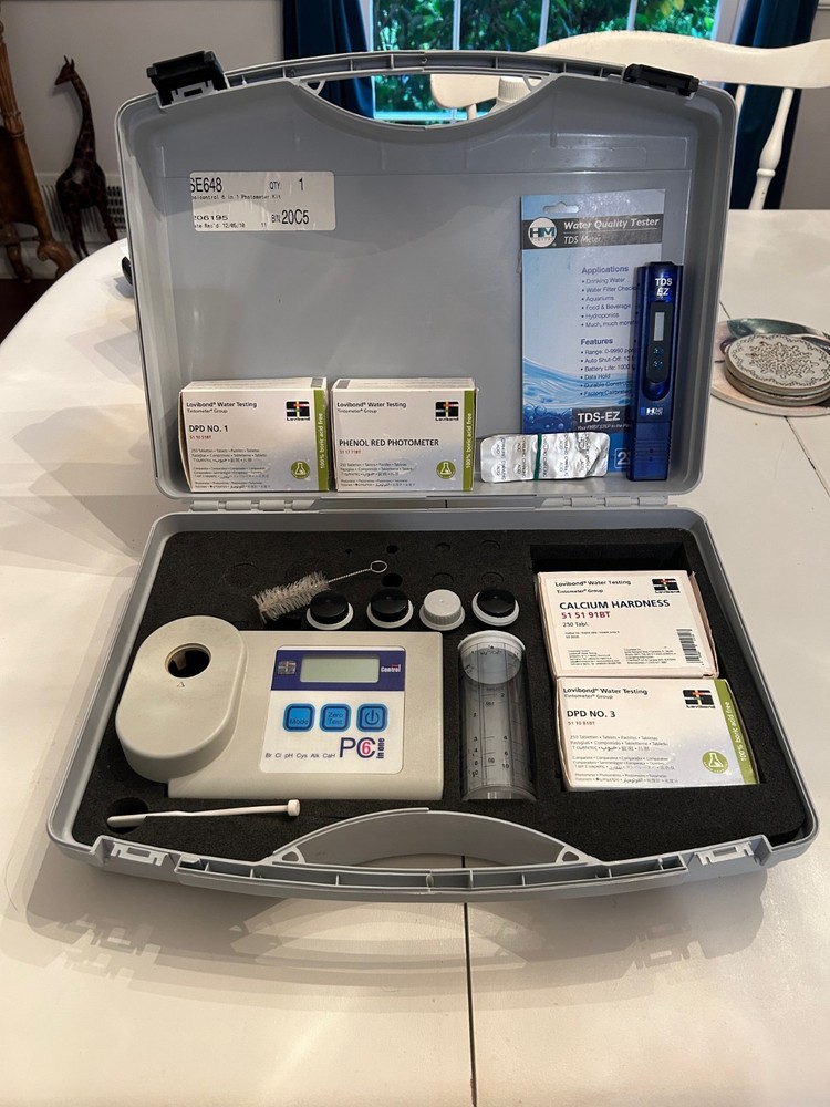 Lovibond Digital Photometer 6-1 for Pool Testing