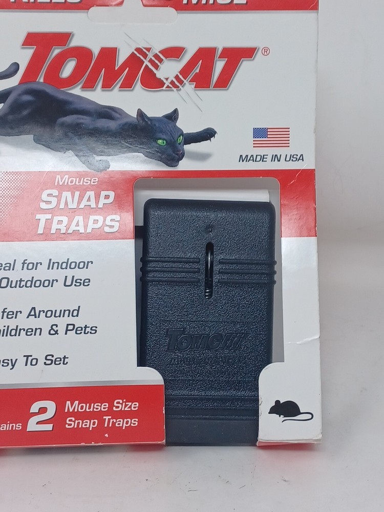 Tomcat Mouse Size Snap Traps 2-Pack No-Touch Disposal Easy to Set