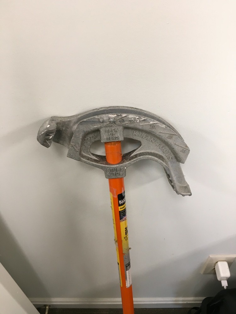 Klein Tools 56207 Conduit Bender, 3/4 Emt, 1/2 Rigid