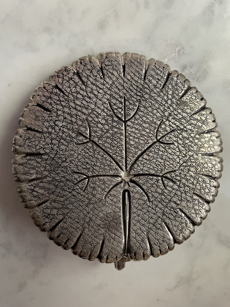 SIGNED Godinger Silver Round Ornate Scalloped Dish Leaf Pattern Handle Art