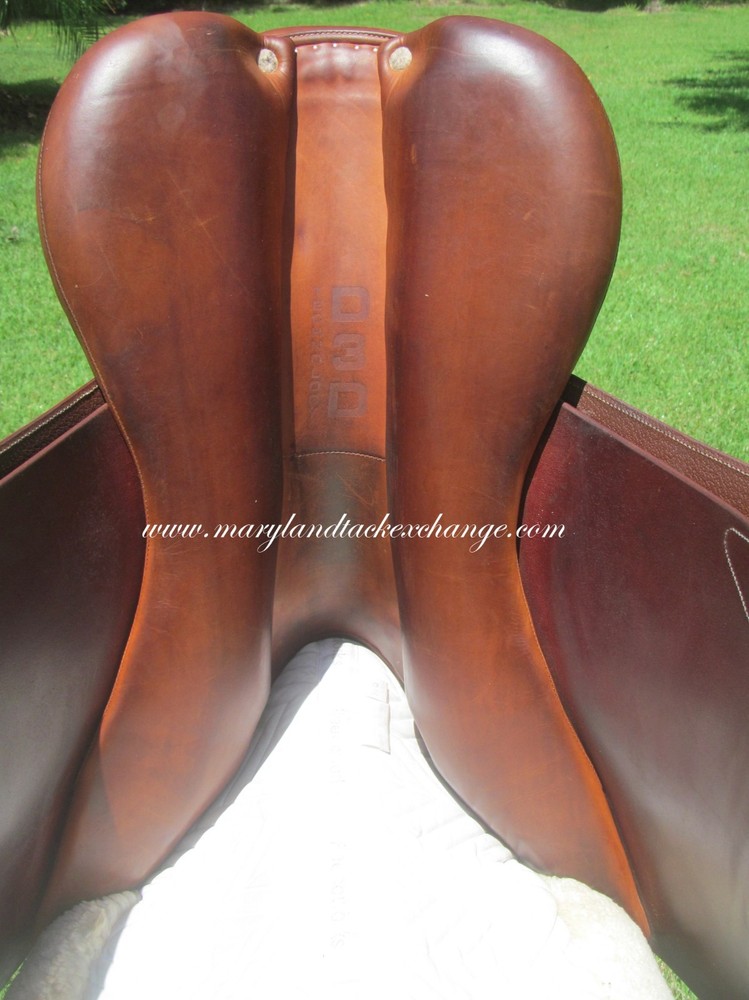 18" DEVOUCOUX BIARRITZ S BUFFALO close contact jumping saddle -3AR flaps-2018!