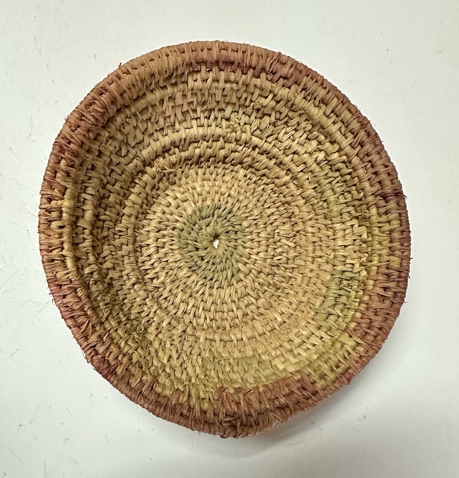 Small Vintage native basket from northwest (12)