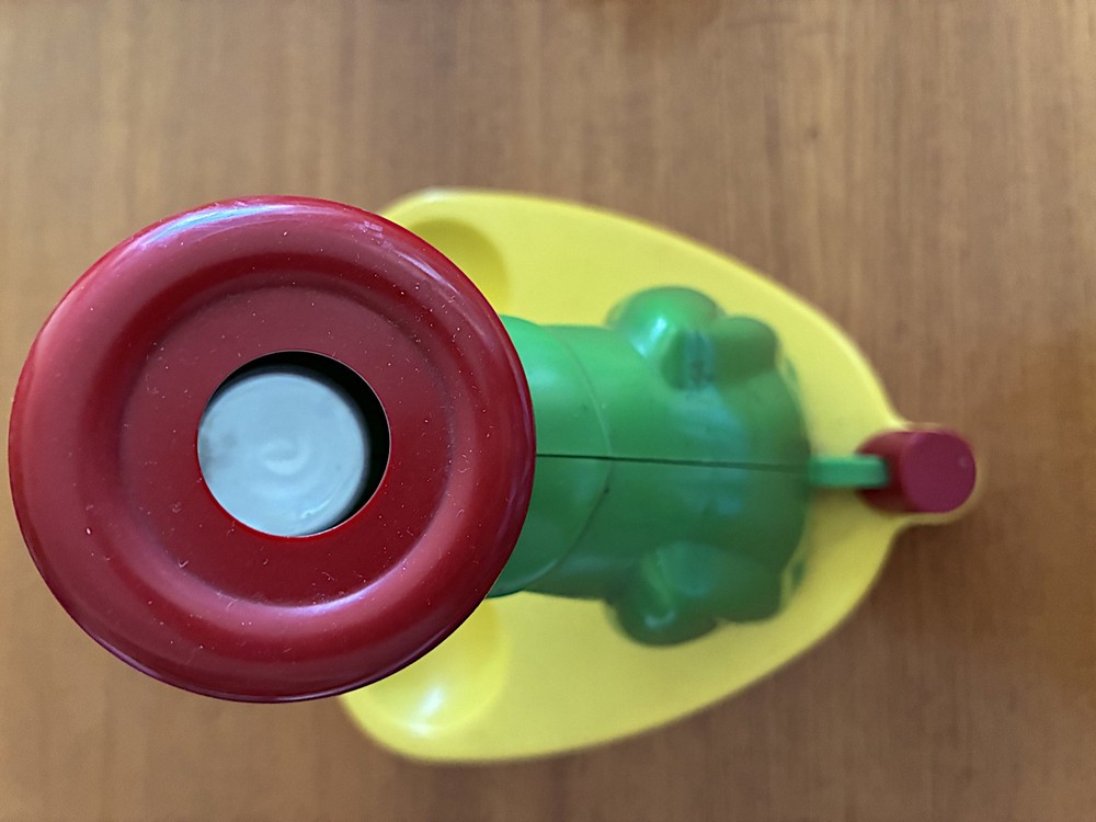 Vintage Creative Playthings - Close-up Cricket - self-focusing microscope